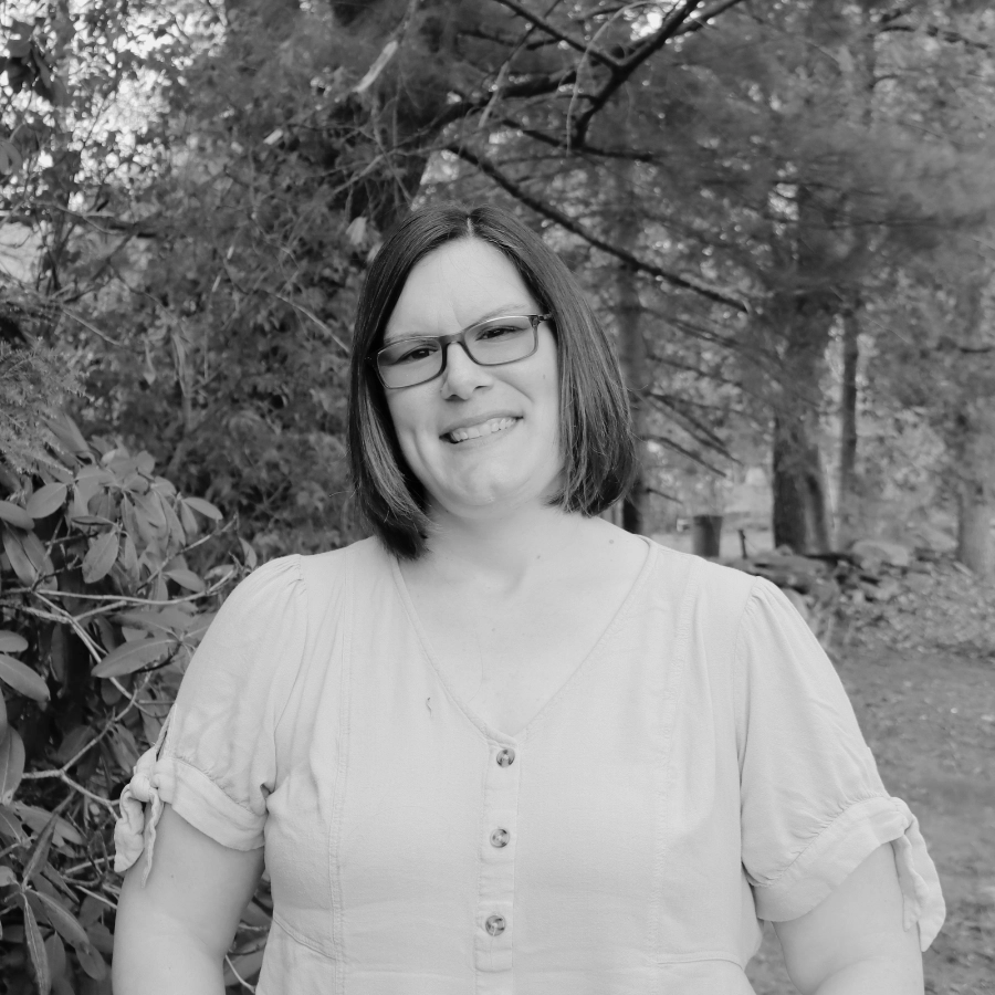 Kathy Dussault (Family Liaison).
